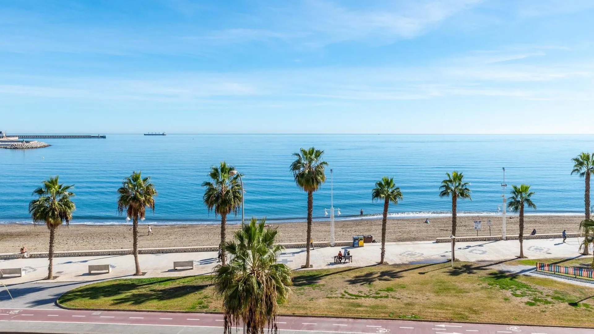 Special Mcgomez Next To The Beach Malaga Apartment